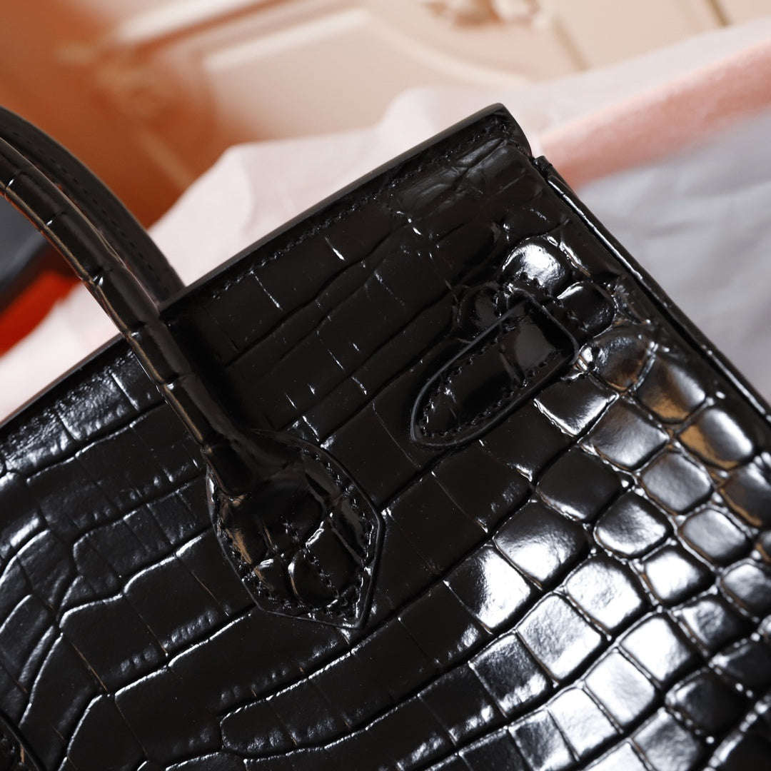 Hermès Crocodile Birking 35