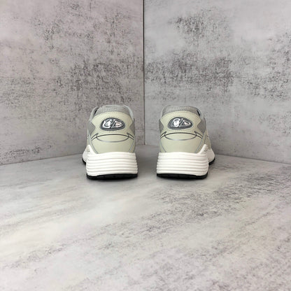Dior B30 "Grey"