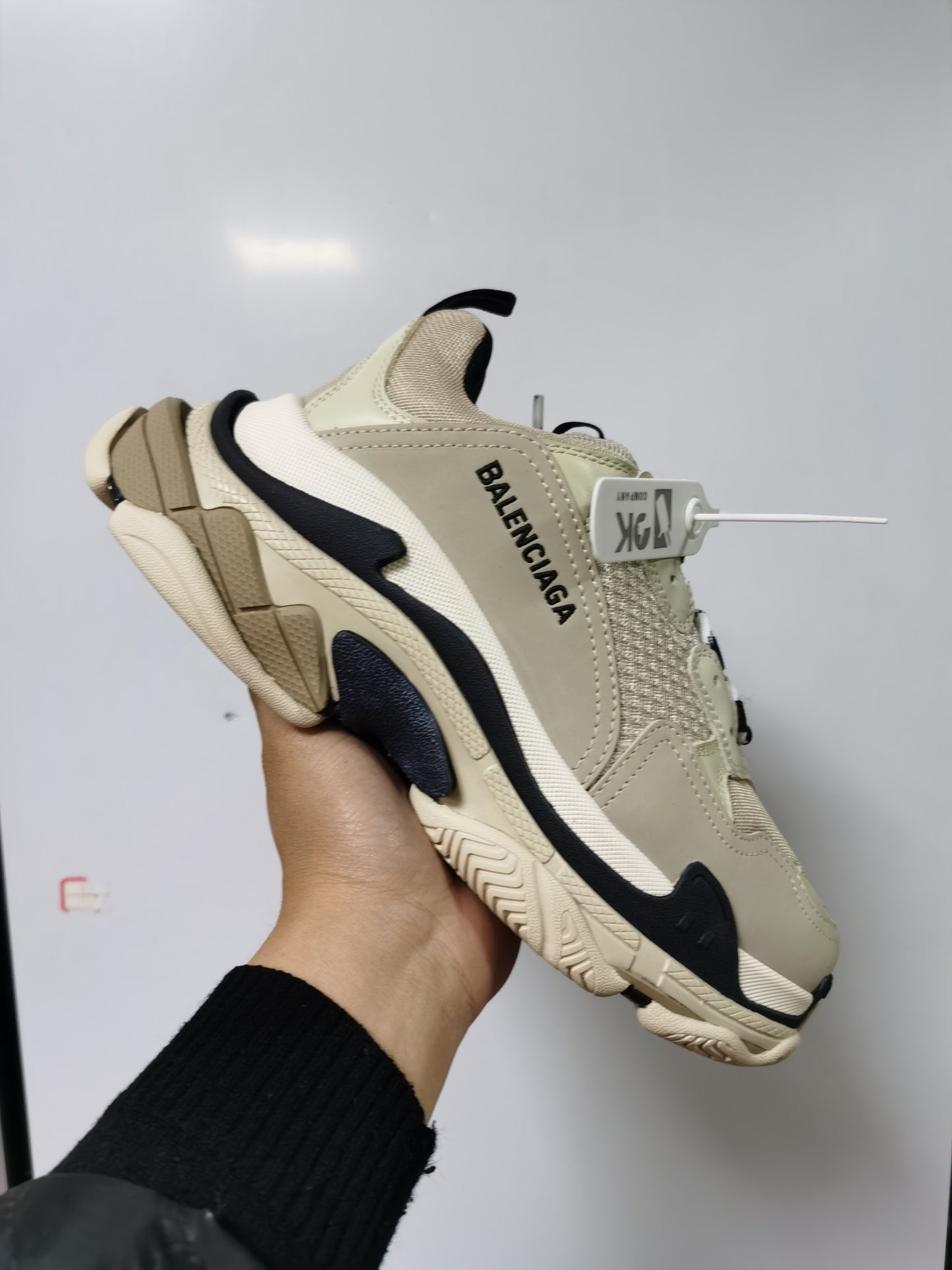 Balenciaga Triple S "Vanille"