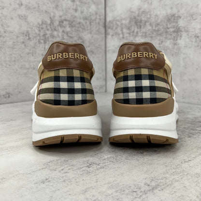 Burberry Ramsey "Beige-White-Brown"