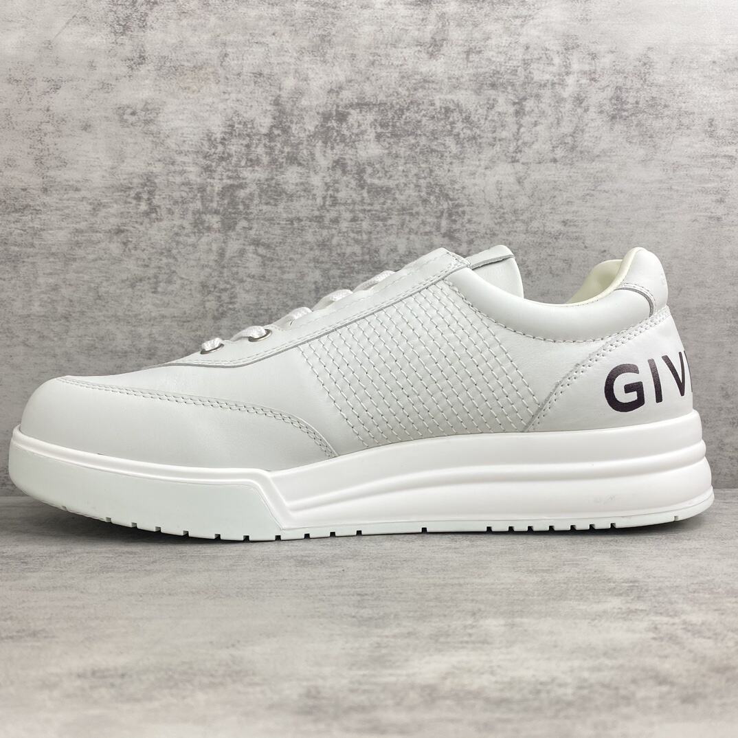 Givenchy Low-Top G4 "White-Black Logo"