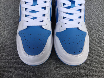 Nike Dunk Low ESS "Reverse UNC"