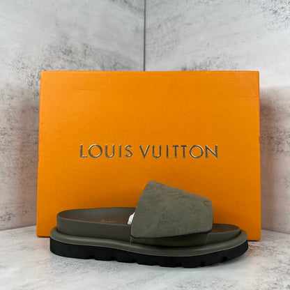 Louis Vuitton Slides "Olive"