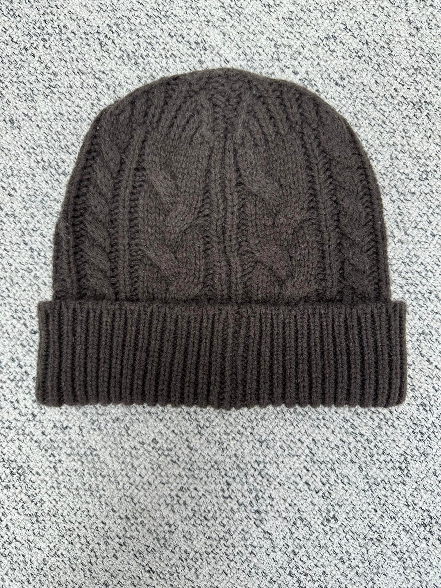 Louis Vuitton Only LV Mini Cable Beanie "Black"