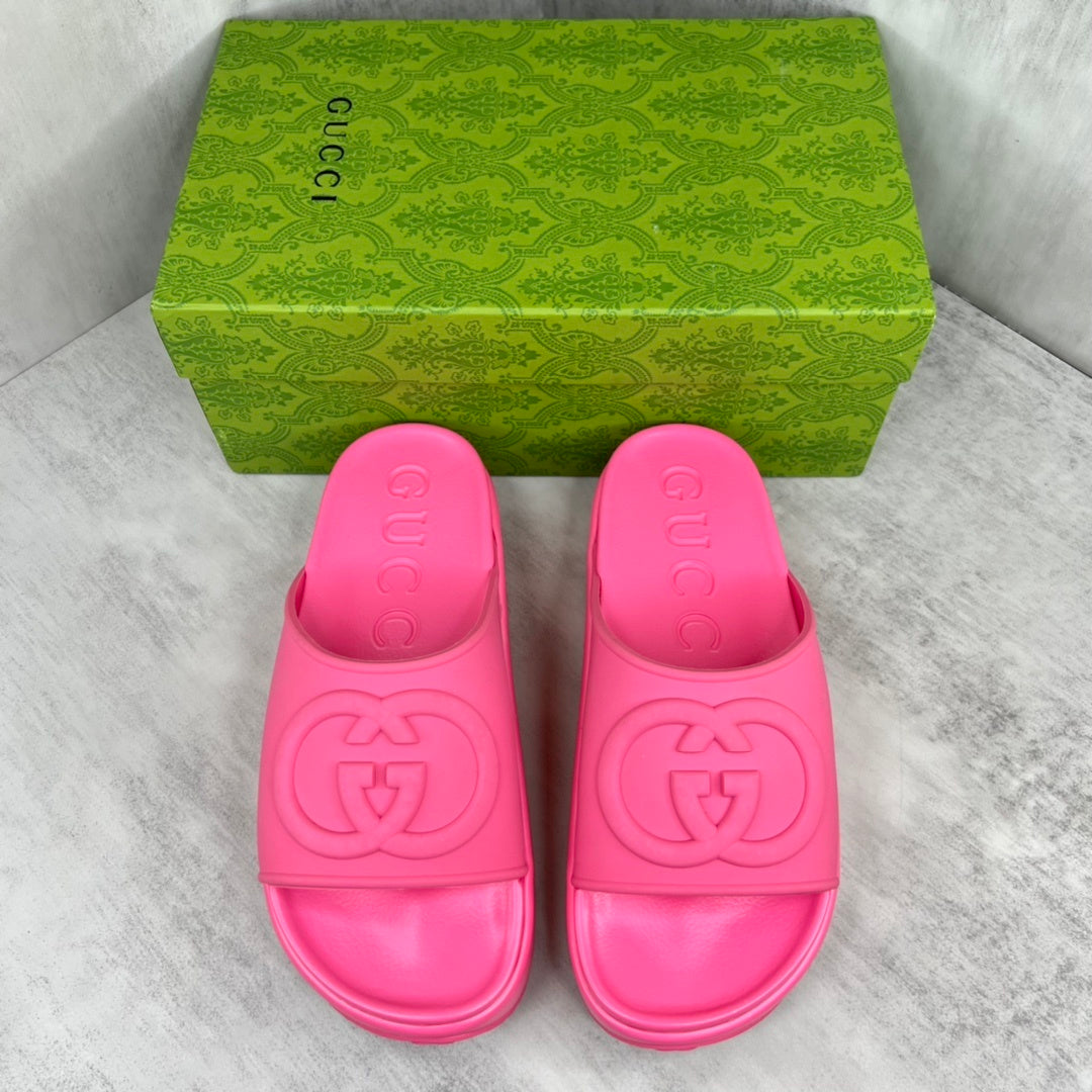 Gucci Slides "Pink"
