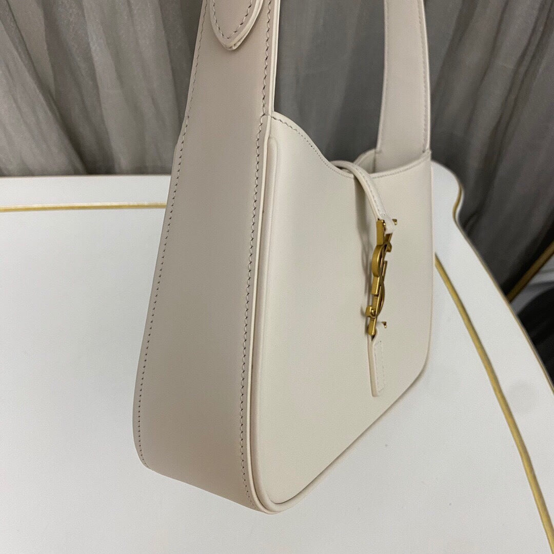 Saint Laurent le 5 à 7 in Smooth Leather