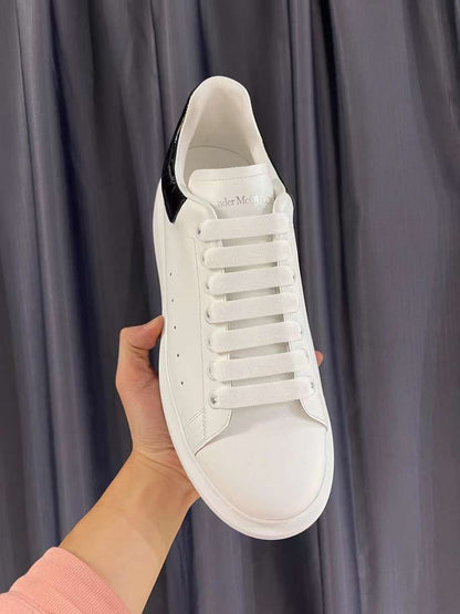 Alexander McQueen Oversized "White-Black Crocodile"
