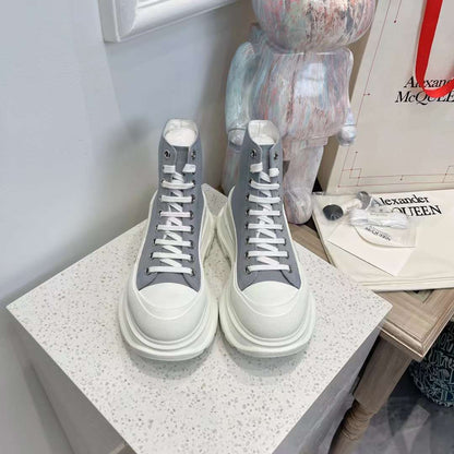 Alexander McQueen Tread Slick "Grey"