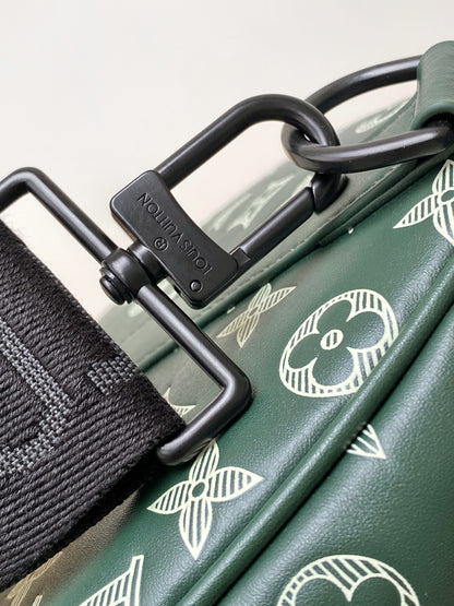 Louis Vuitton Keepall Bandoulière 50