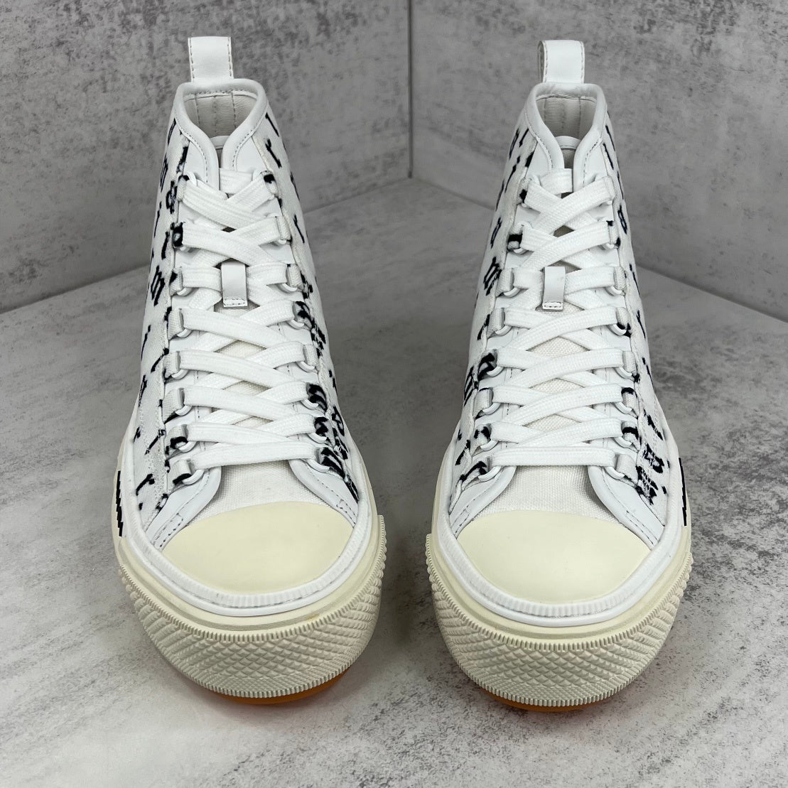 Amiri Court High "White-Black Old English"