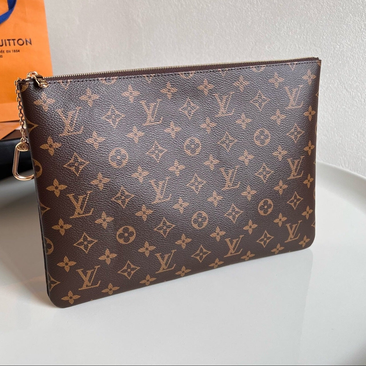 Louis Vuitton Key Pouch L "Monogram Eclipse"