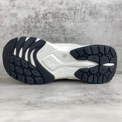 Louis Vuitton Run 55 "White-Silver-Blue"