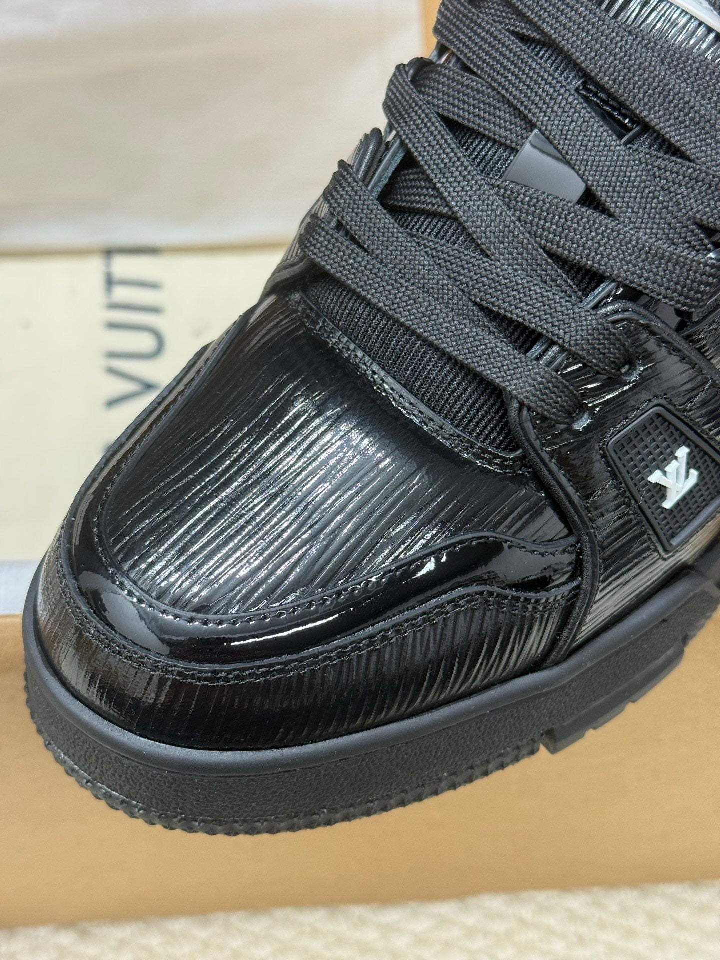 Louis Vuitton LV Trainers "Black"