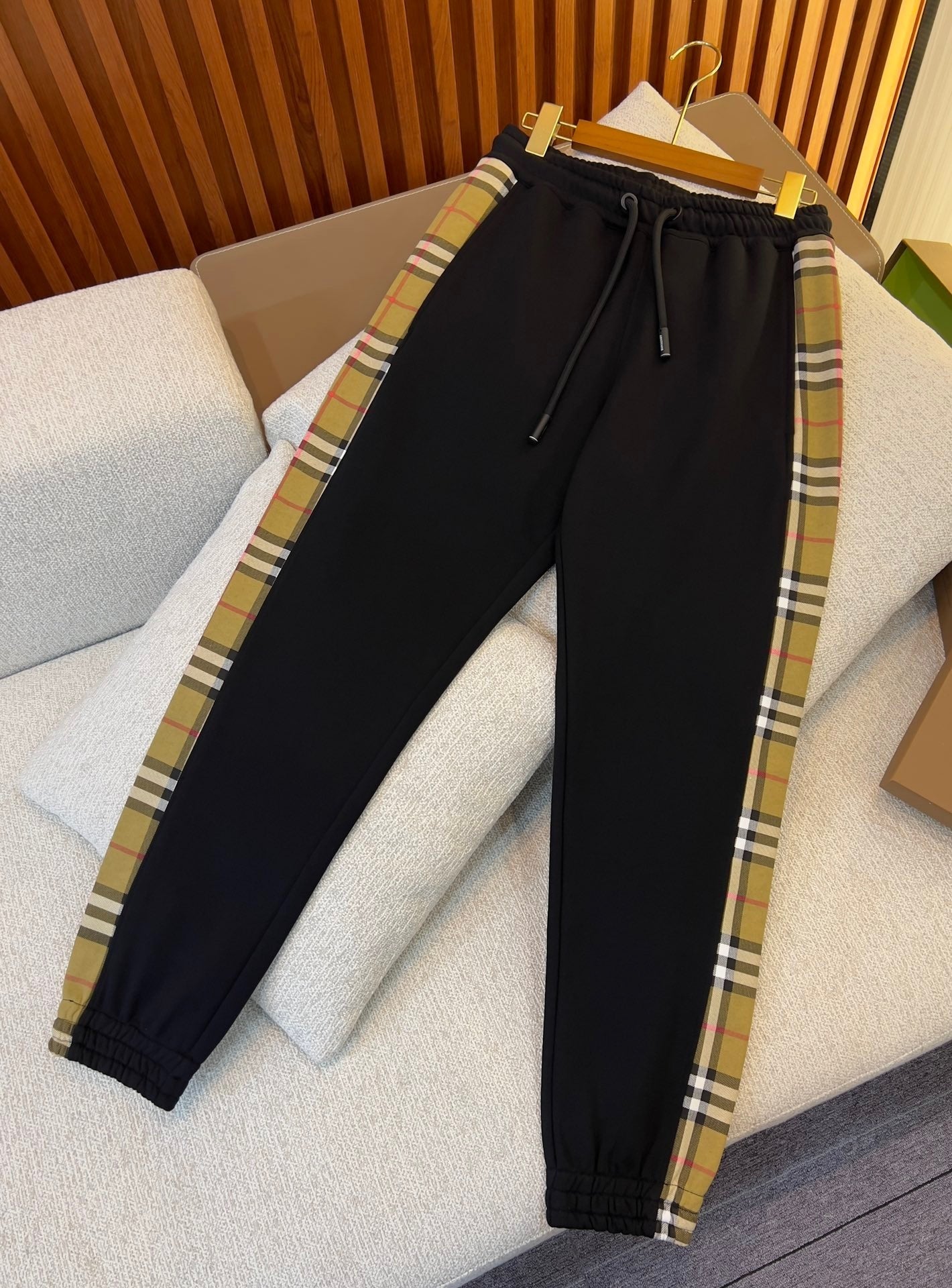 Burberry Cotton Vintage Check Trim Jogging Pants "Black"