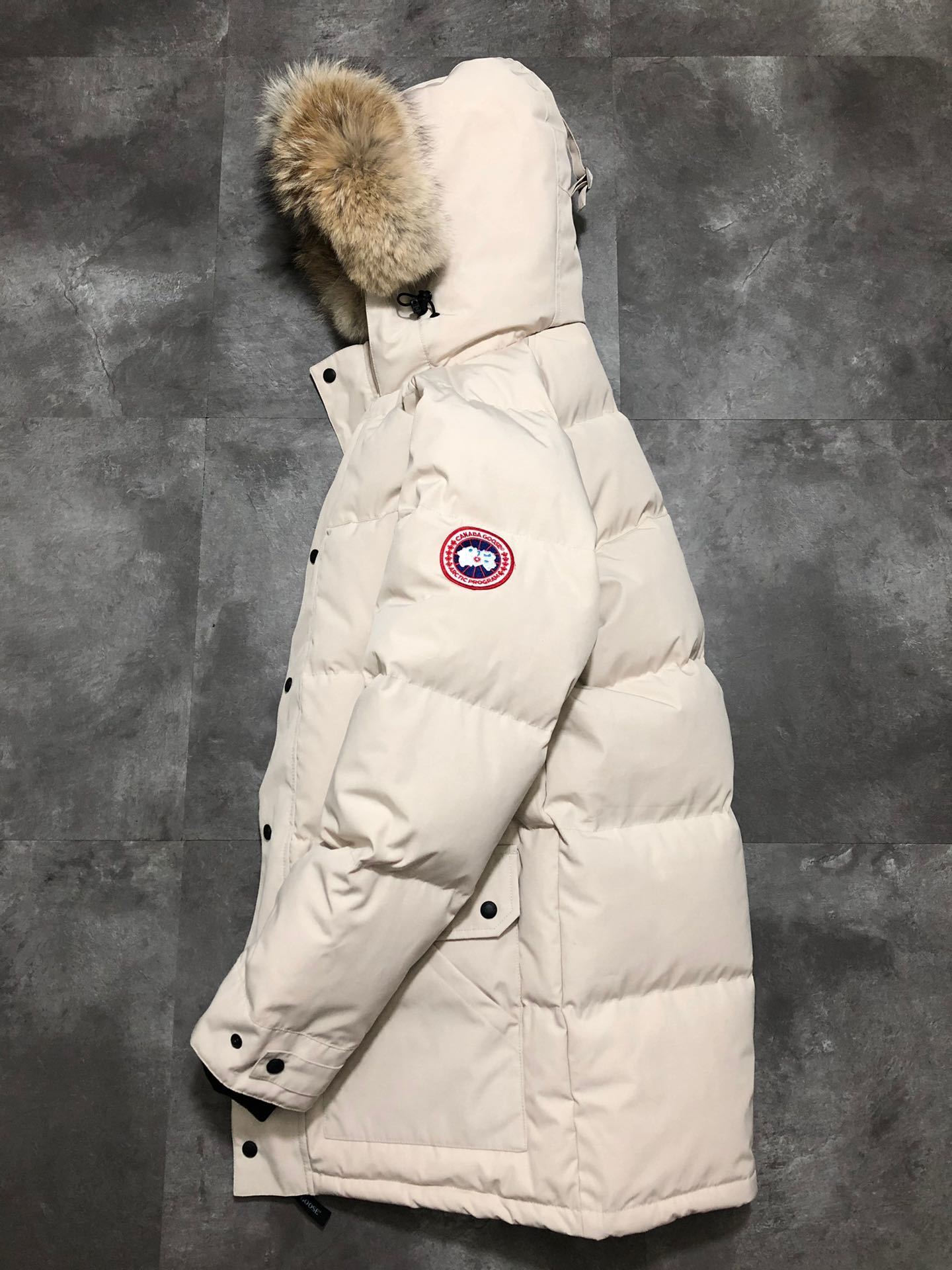 Canada Goose Emory Down Jacket "White"