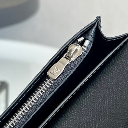 Louis Vuitton Brazza Wallet "Taiga Leather"