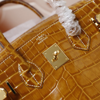 Hermès Crocodile Birking 35