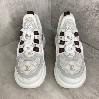 Louis Vuitton Arklight "White-Grey Embroided"
