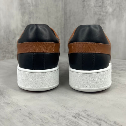 Hermes Free "Brown-White-Black"