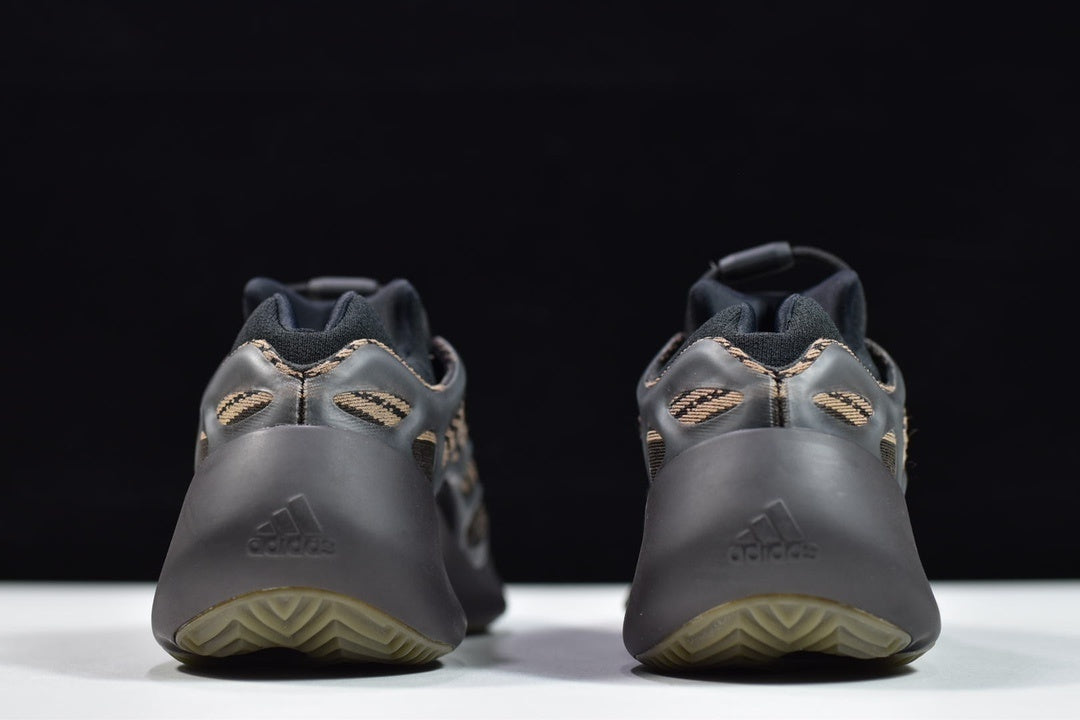 Yeezy 700 V3 “Clay Brown”