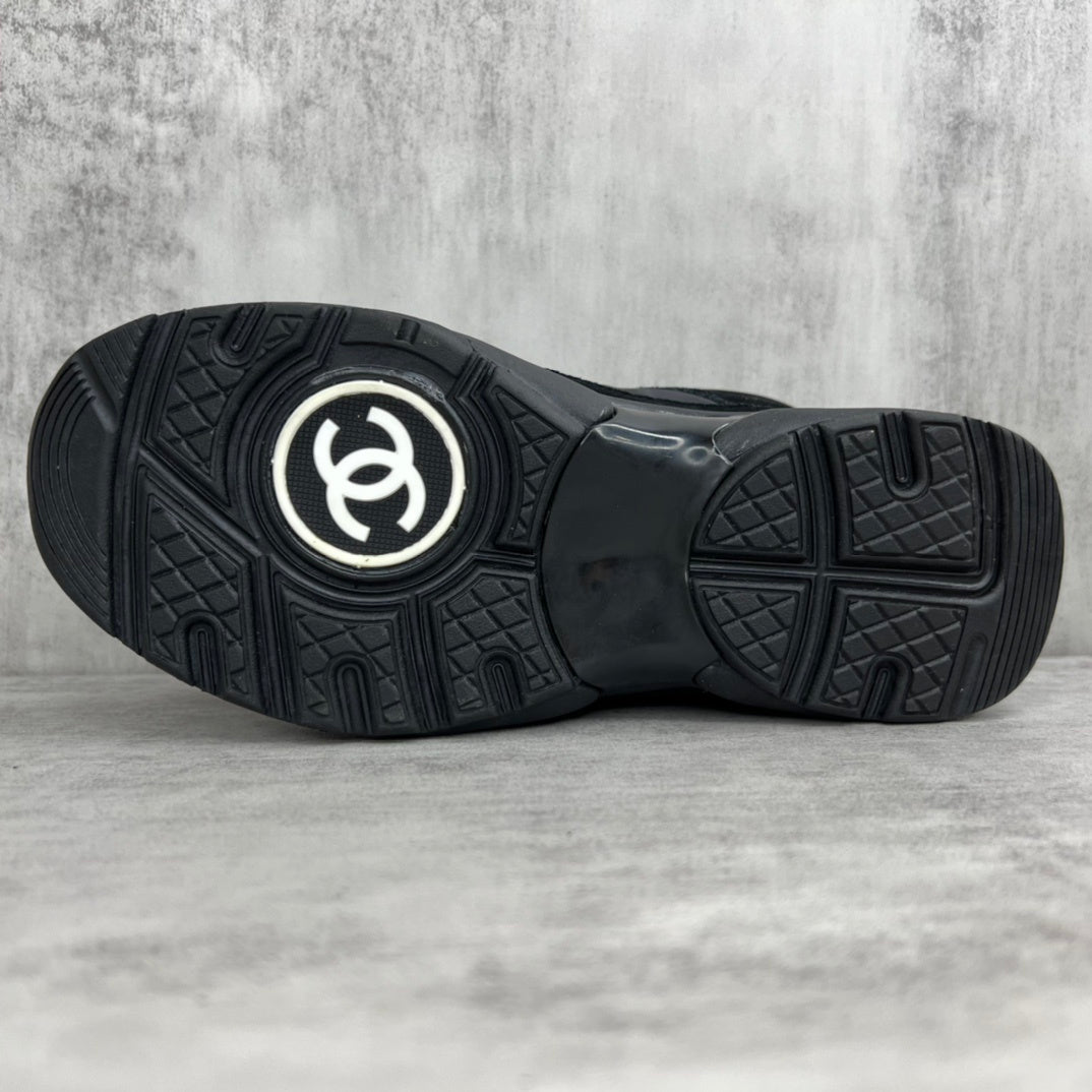 Chanel 22A "Black"