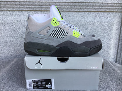 Air Jordan 4 Retro SE "Neon"