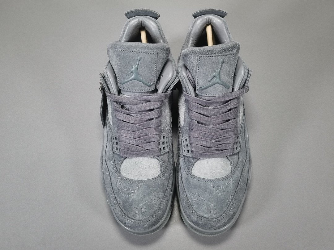 Kaws x Air Jordan 4 Retro "Cool Grey"