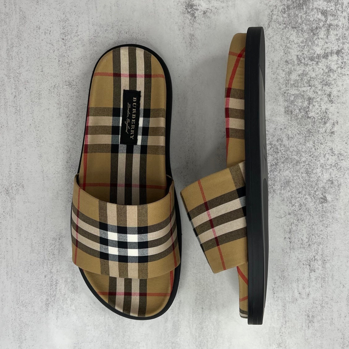 Burberry Slides "Beige"