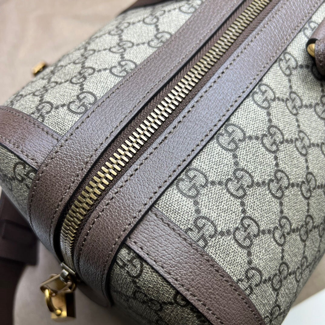 Gucci Gucci Savoy Medium Duffle Bag