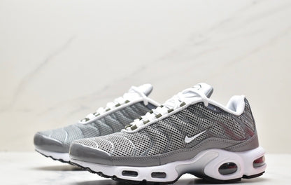 Nike Air VaporMax Plus “Grey-White”