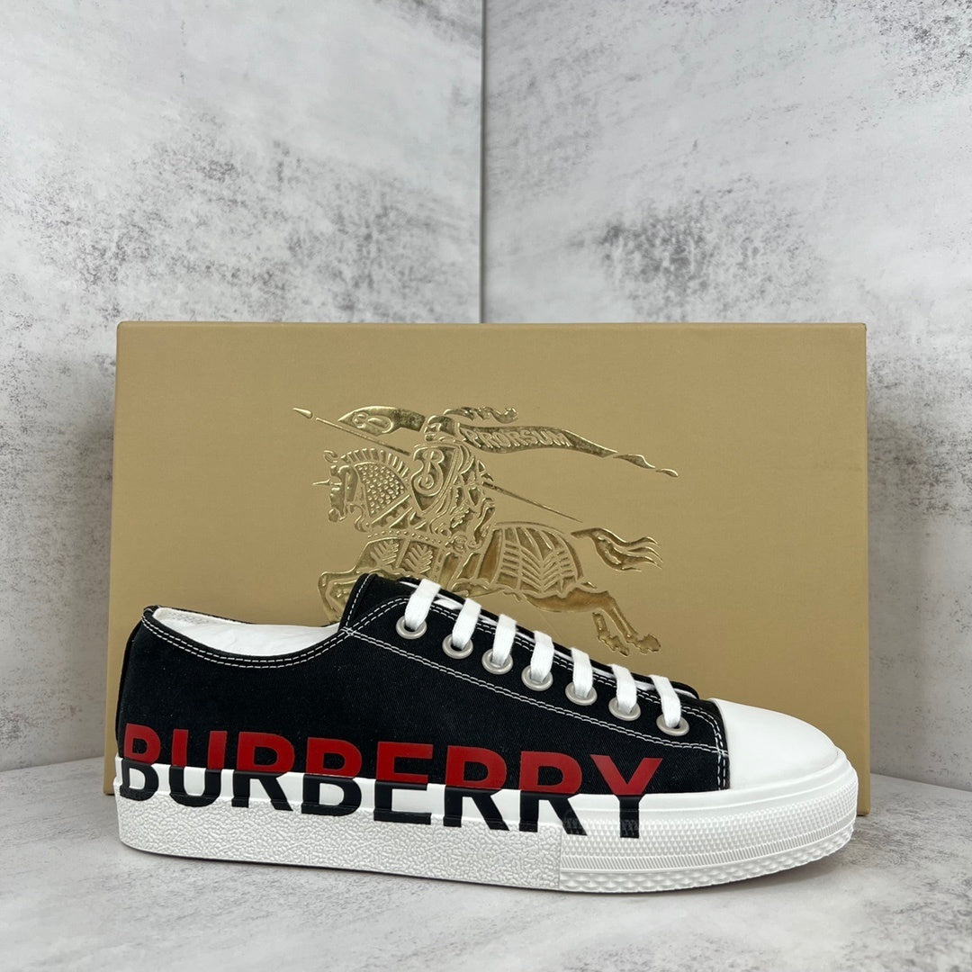 Burberry Larkhall "Black-Red"