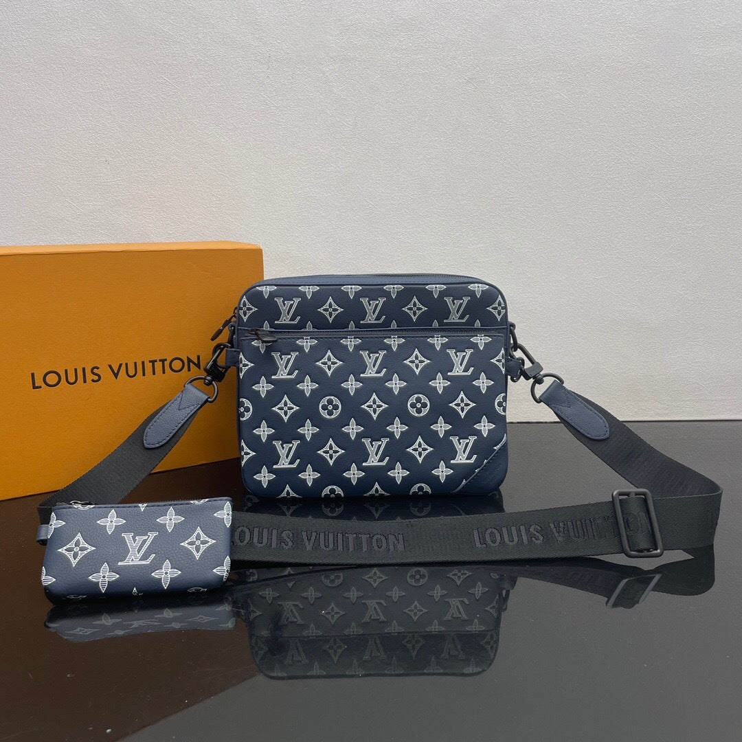 Louis Vuitton Trio Messenger