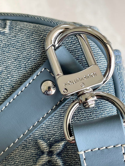 Louis Vuitton Keepall Bandoulière 50