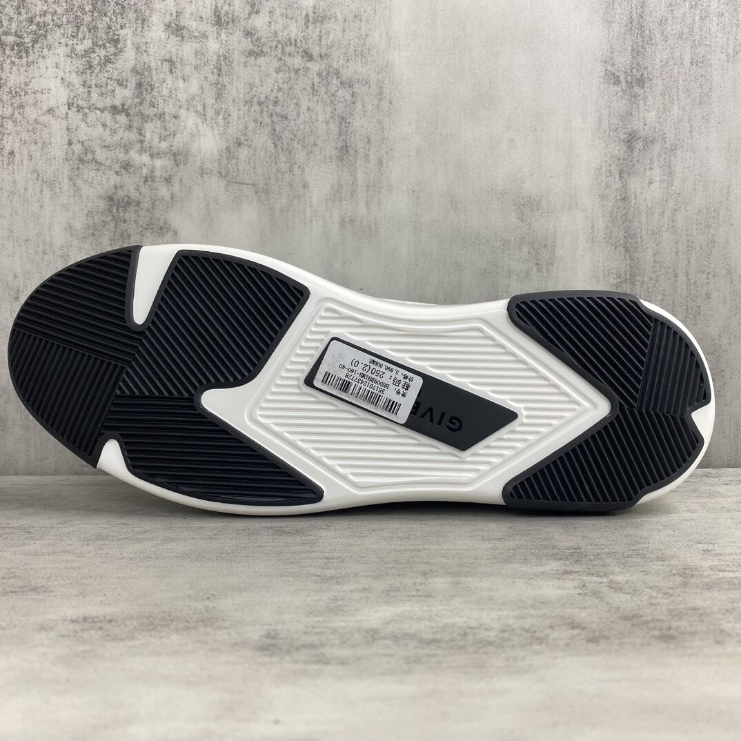 Givenchy Low-Top "White Print"