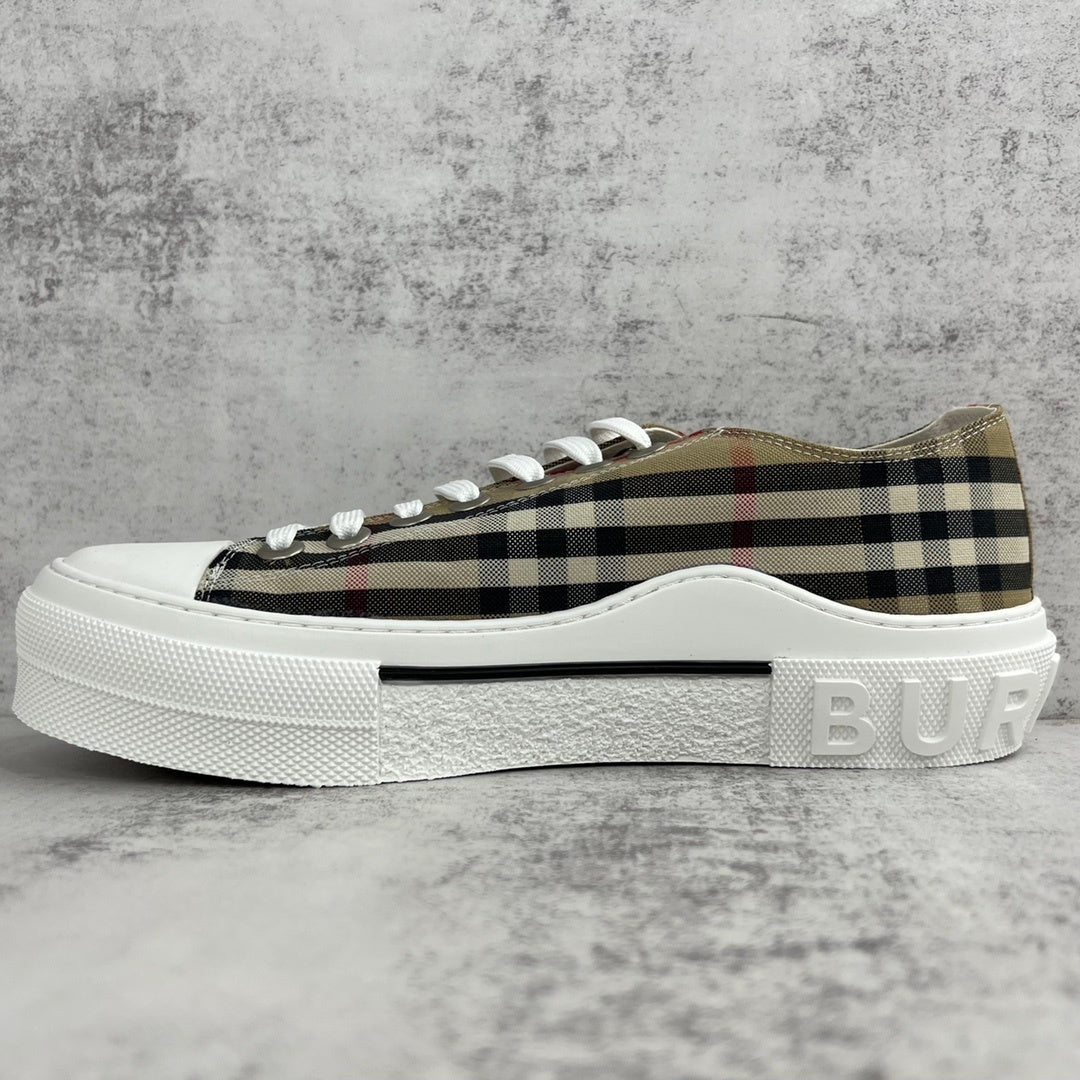 Burberry Gabardine "Beige"