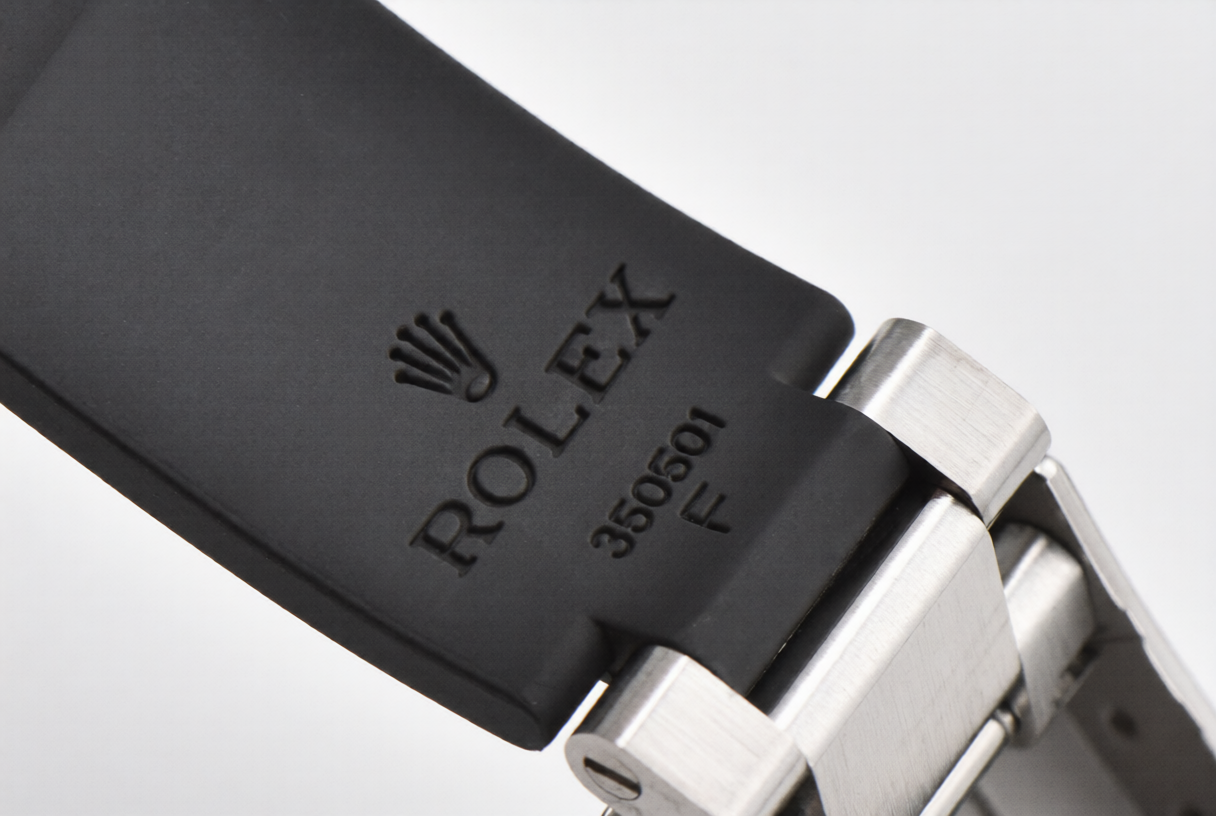 Rolex Daytona 40mm Black Racing Dial Oysterflex Strap