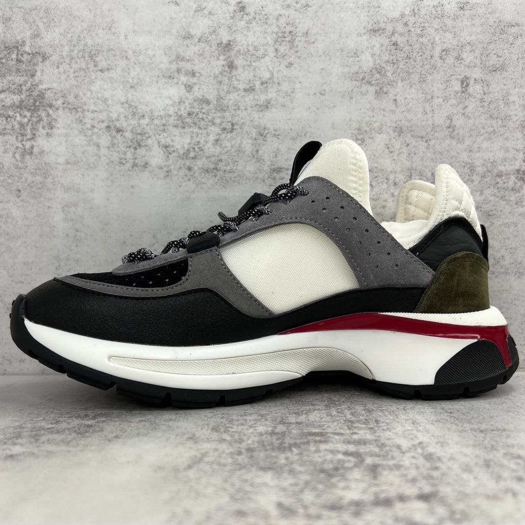 Chanel CC "White-Grey-Black"