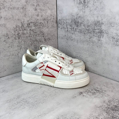 Valentino Garavani VL7N "White-Red-Grey"