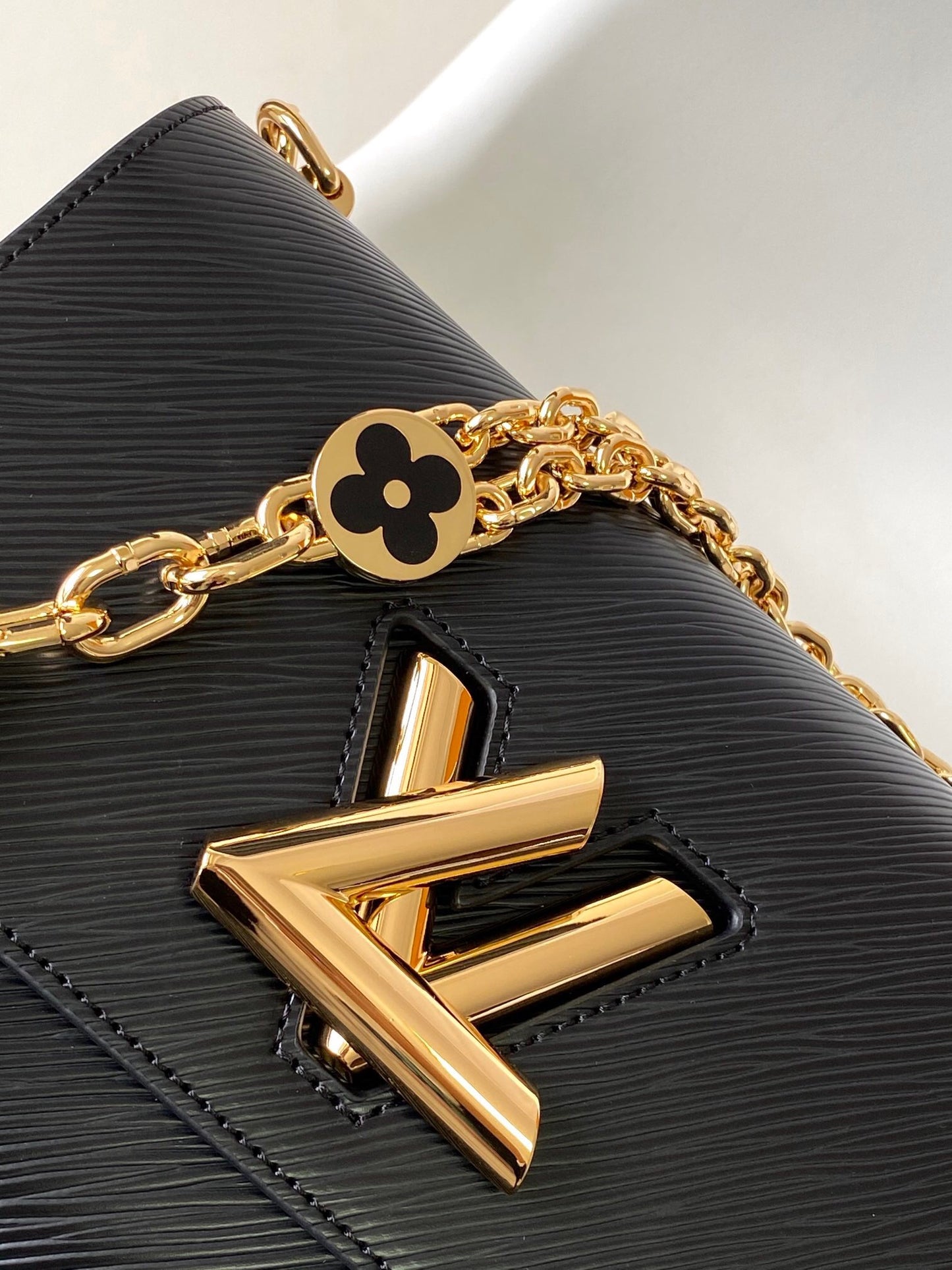 Louis Vuitton Twist PM