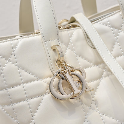 Dior Small Dior Toujours Vertical Tote Bag "Latte Macrocannage Calfskin"