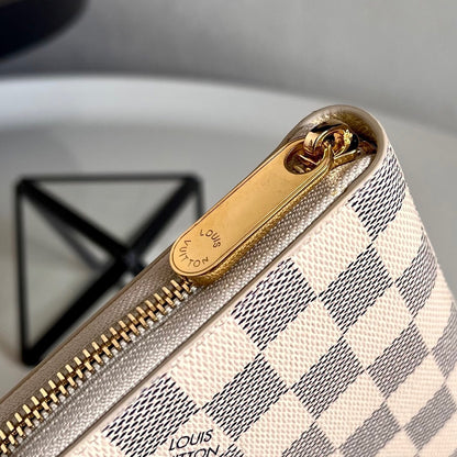 Louis Vuitton Zippy Wallet "Damier Azur"