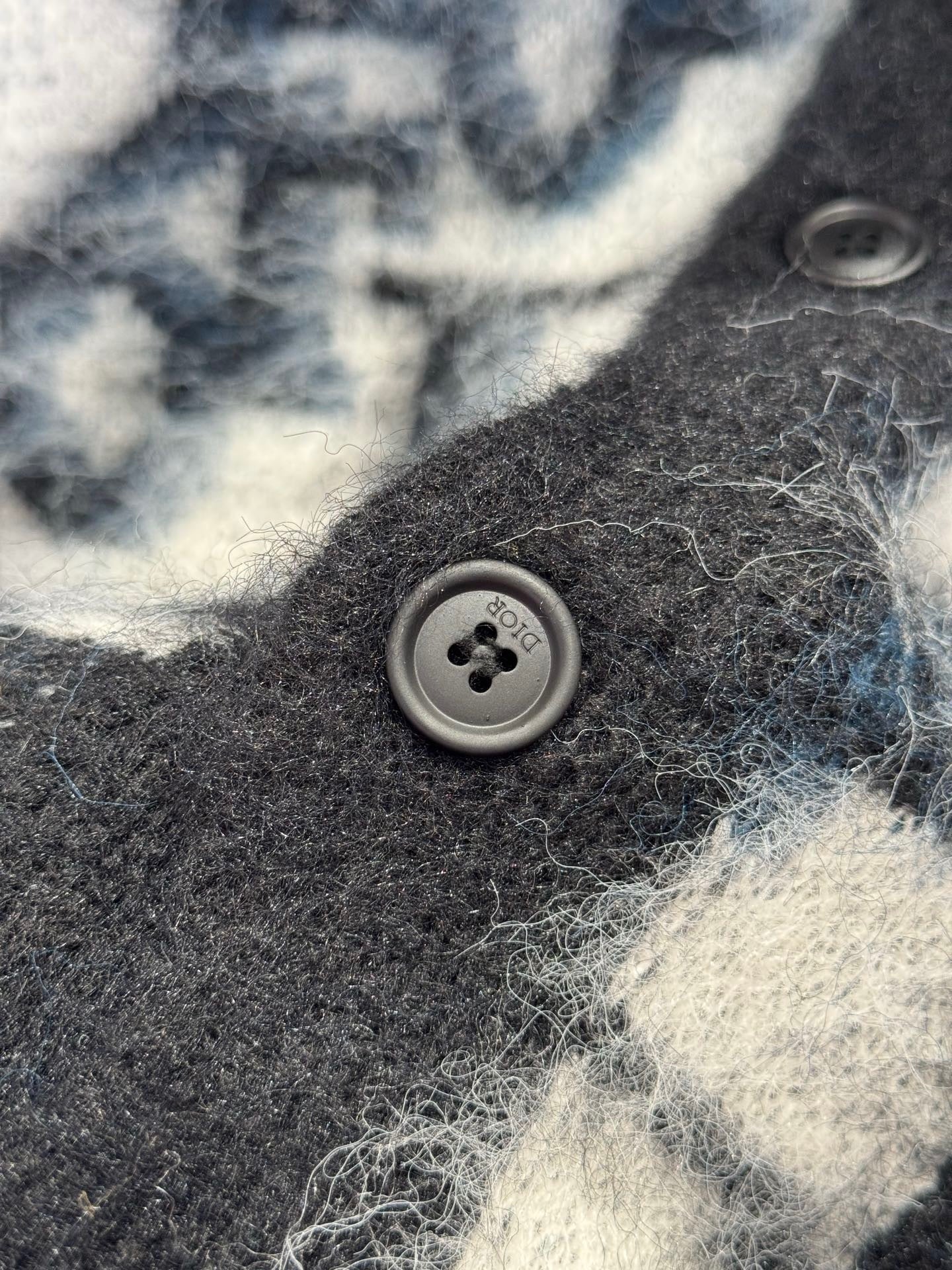 Dior Oblique Brushed Wool Jacquard Cardigan "Black-White"