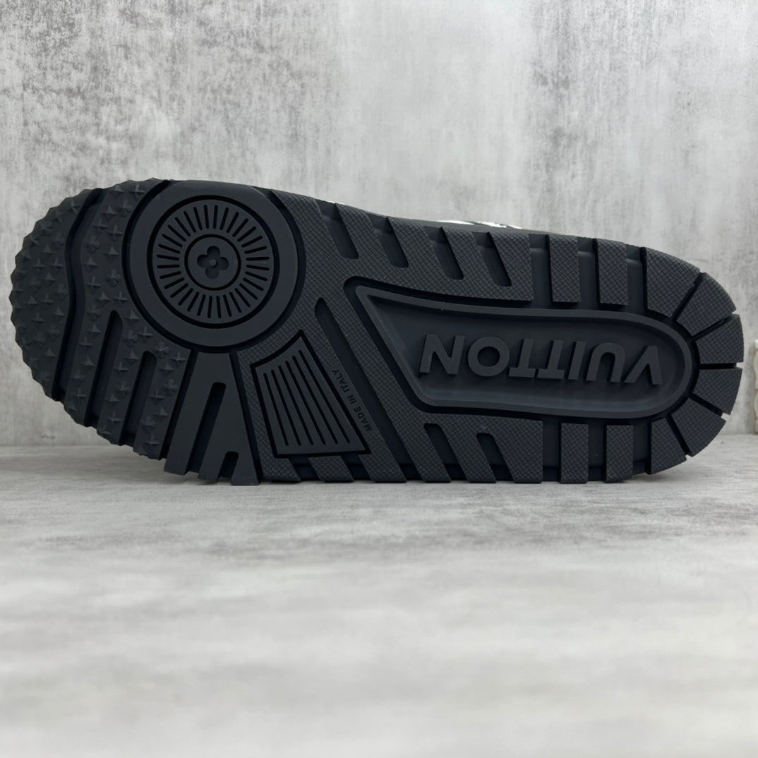 Louis Vuitton Maxi "Black Love"