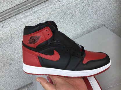 Air Jordan 1 Retro High OG "Banned-Bred"
