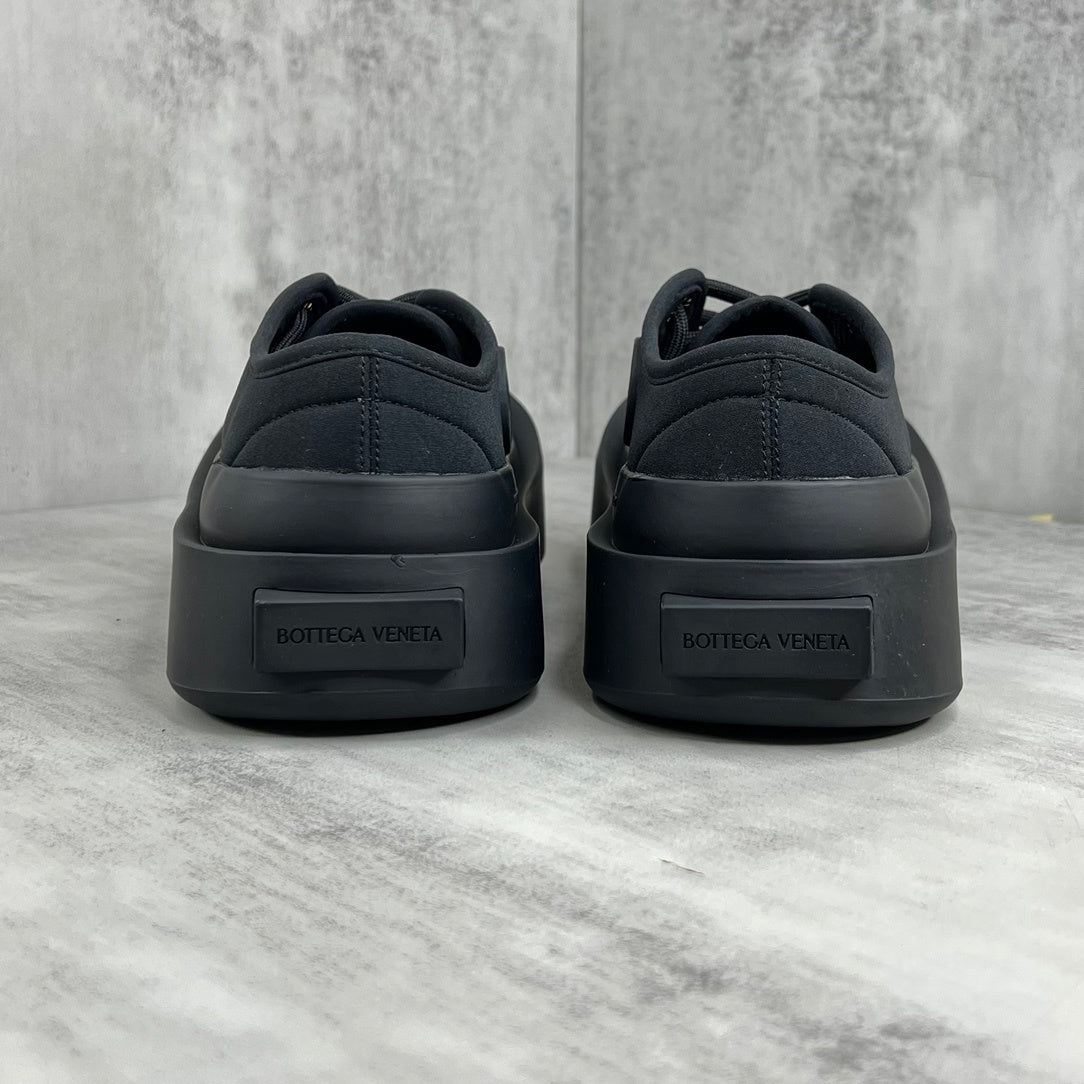 Bottega Veneta Jumbo "Black"