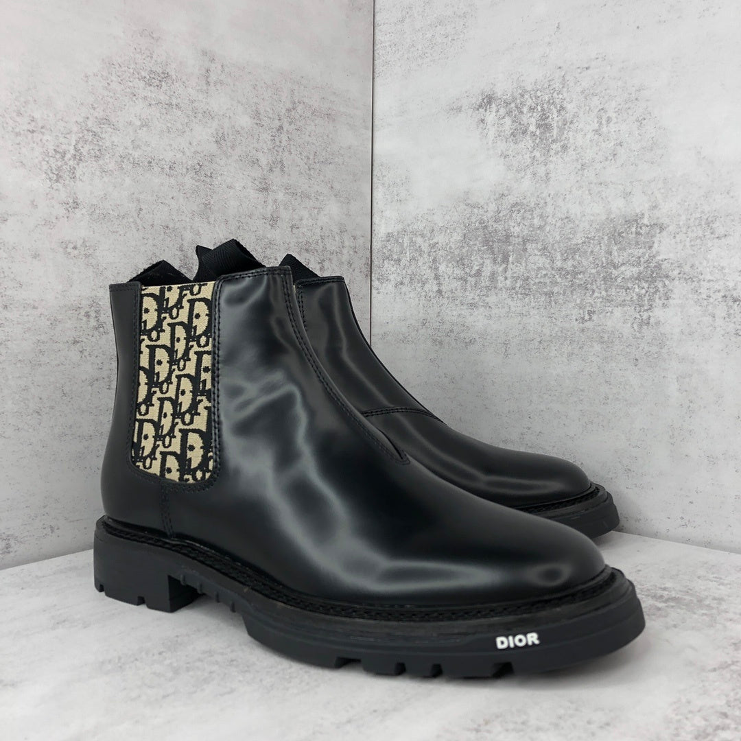Dior Explorer Chelsea Boots "Black-Beige"