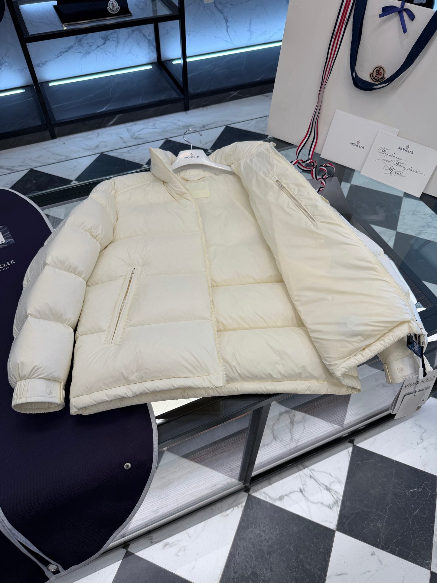 Moncler Levitha Hooded Short Down Jacket "White"