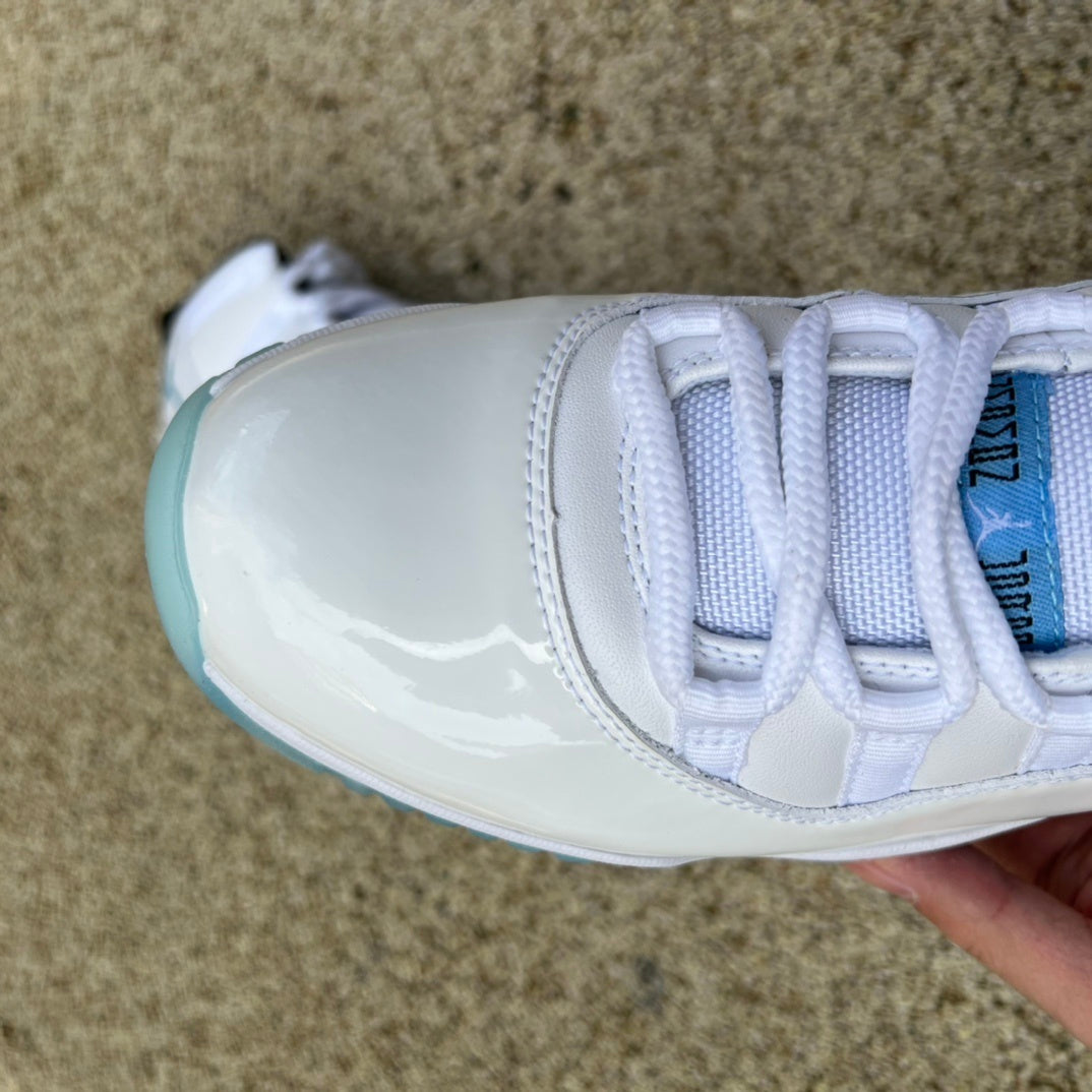 Air Jordan 11 Retro "Legend Blue"