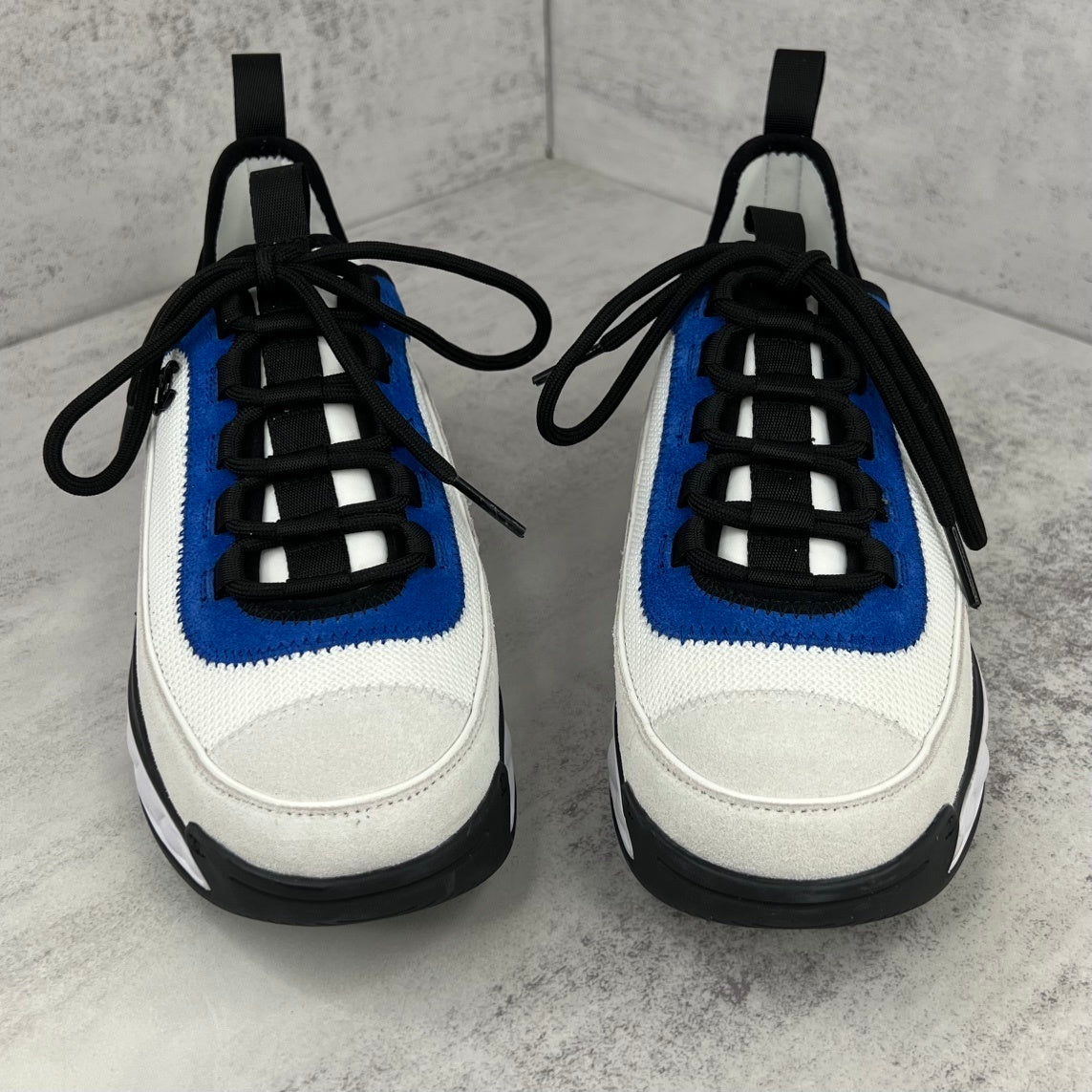 Chanel 22B "White-Grey-Blue"