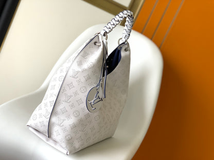 Louis Vuitton Carmel